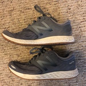 EUC New Balance Fresh Foam Zante V3 casual sneaker